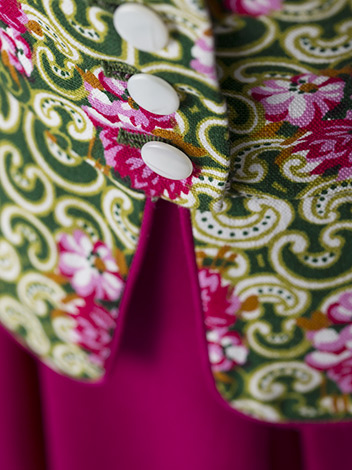 Dirndlmieder Detail Dressing Barbara Leibl